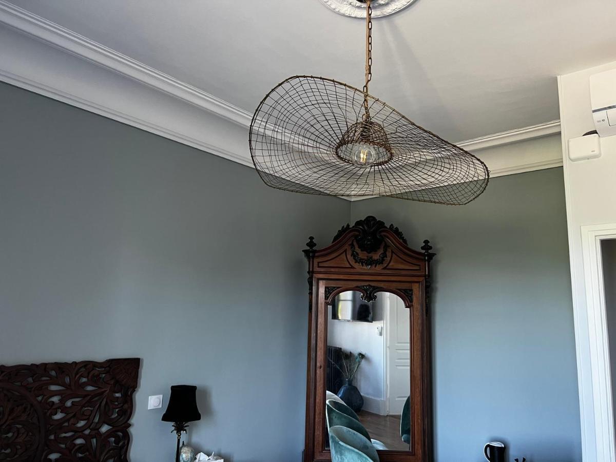 Montmirail  Demeure De La Garenne Bed & Breakfast エクステリア 写真
