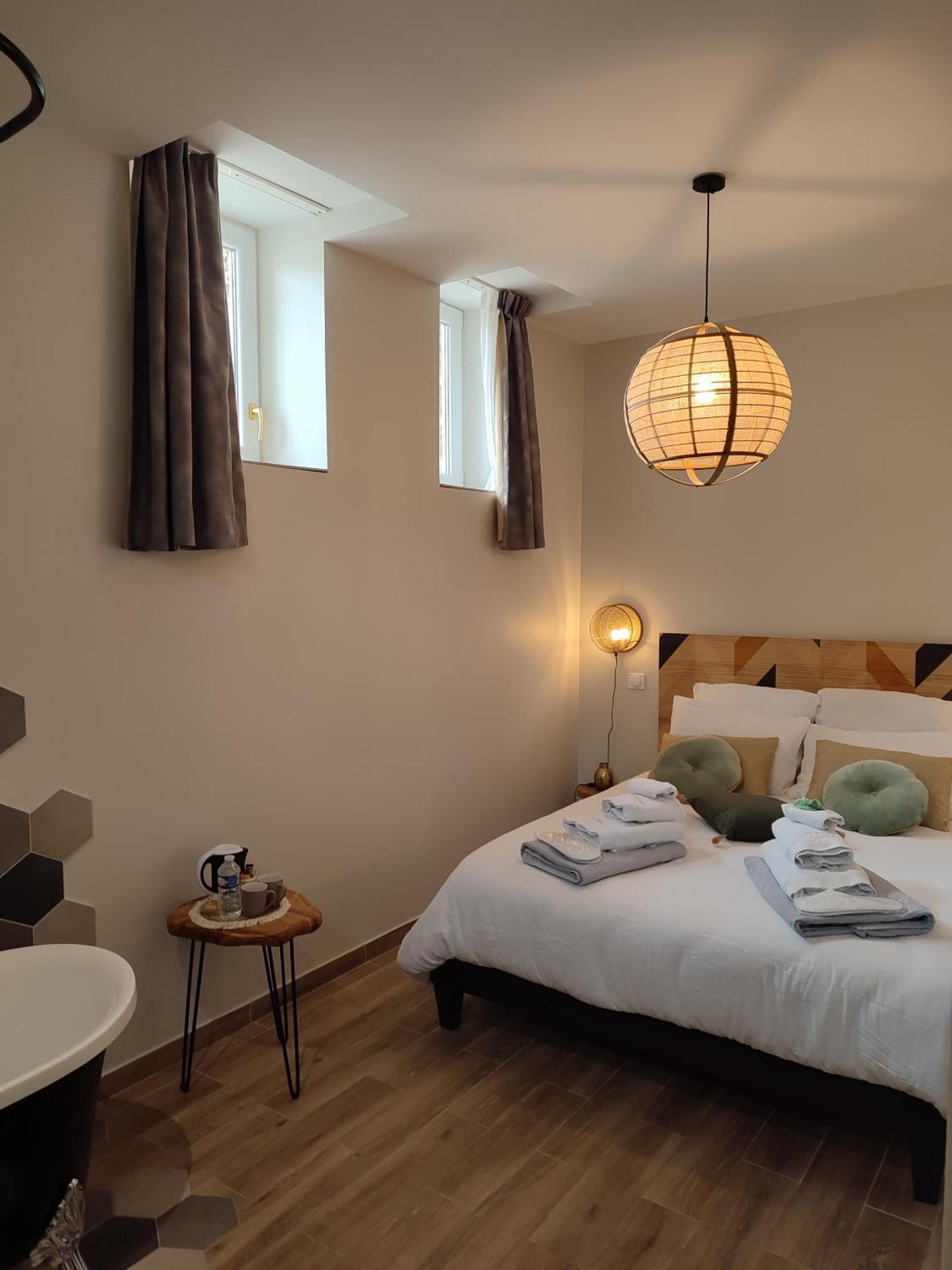 Montmirail  Demeure De La Garenne Bed & Breakfast エクステリア 写真