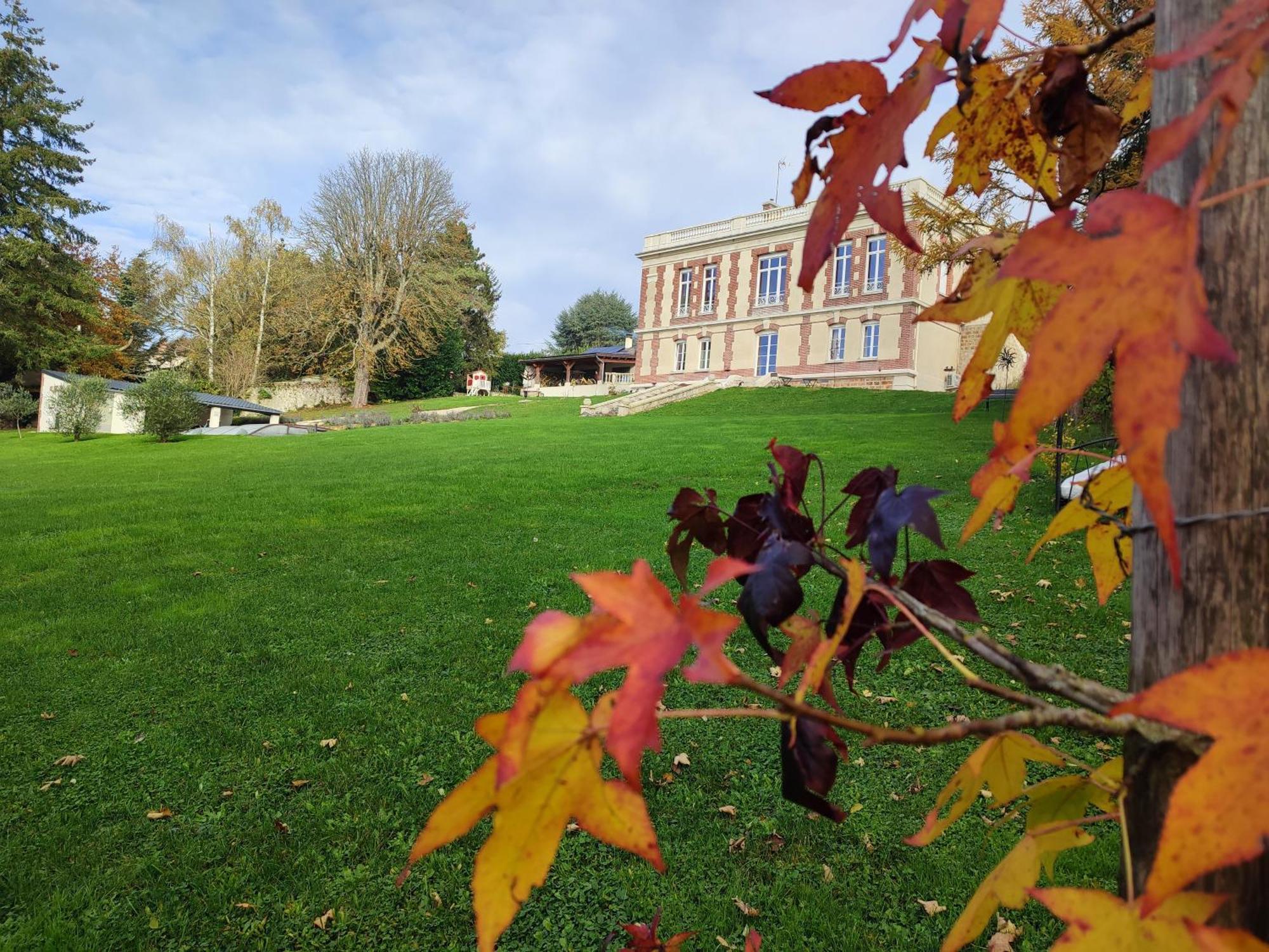 Montmirail  Demeure De La Garenne Bed & Breakfast エクステリア 写真